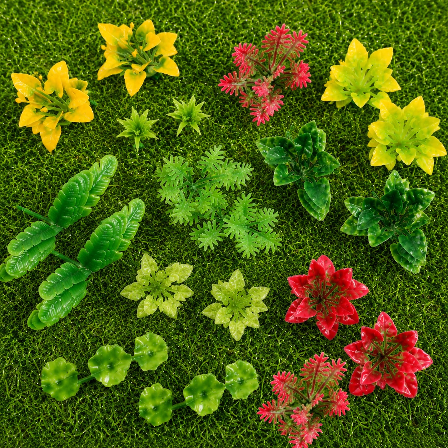 Heclia 100Pcs Miniature Plant Set Mini Fake Tree Plastic Jungle Trees Rainforest Diorama Supplies Artificial Mini Plants for DIY Crafts Plastic Landscape Decor for Diy Model Maker