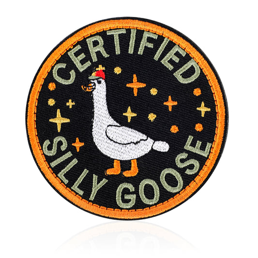 COMNICO Funny Goose Patch, Cute Animal Hook and Loop Patch Funny Goose Embroidered Patch DIY Sew On Applique Accessories for Tactical Backpack Hats Clothes Jeans Jackets
